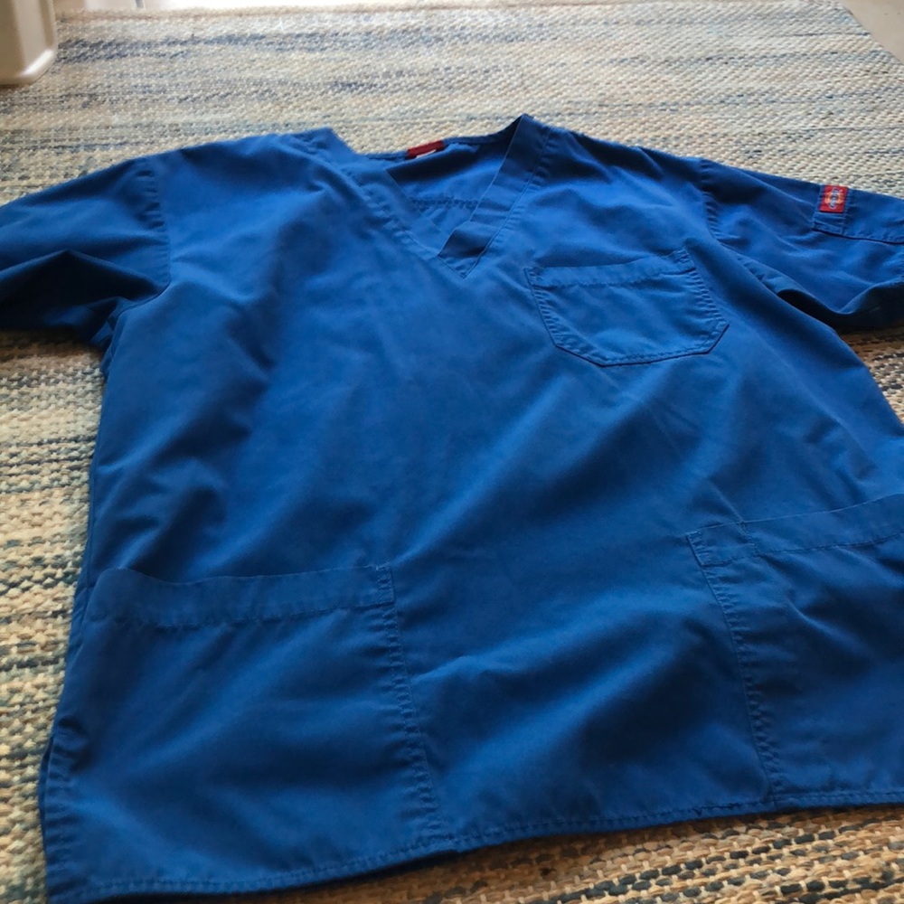 Men’s dickies scrub set. Medium